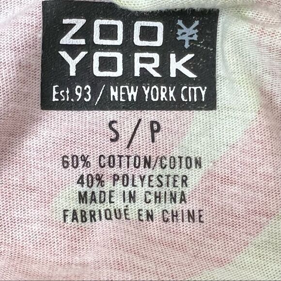 𝅺ZOO York Rainbow Camo T-shirt Size S - Picture 9 of 9